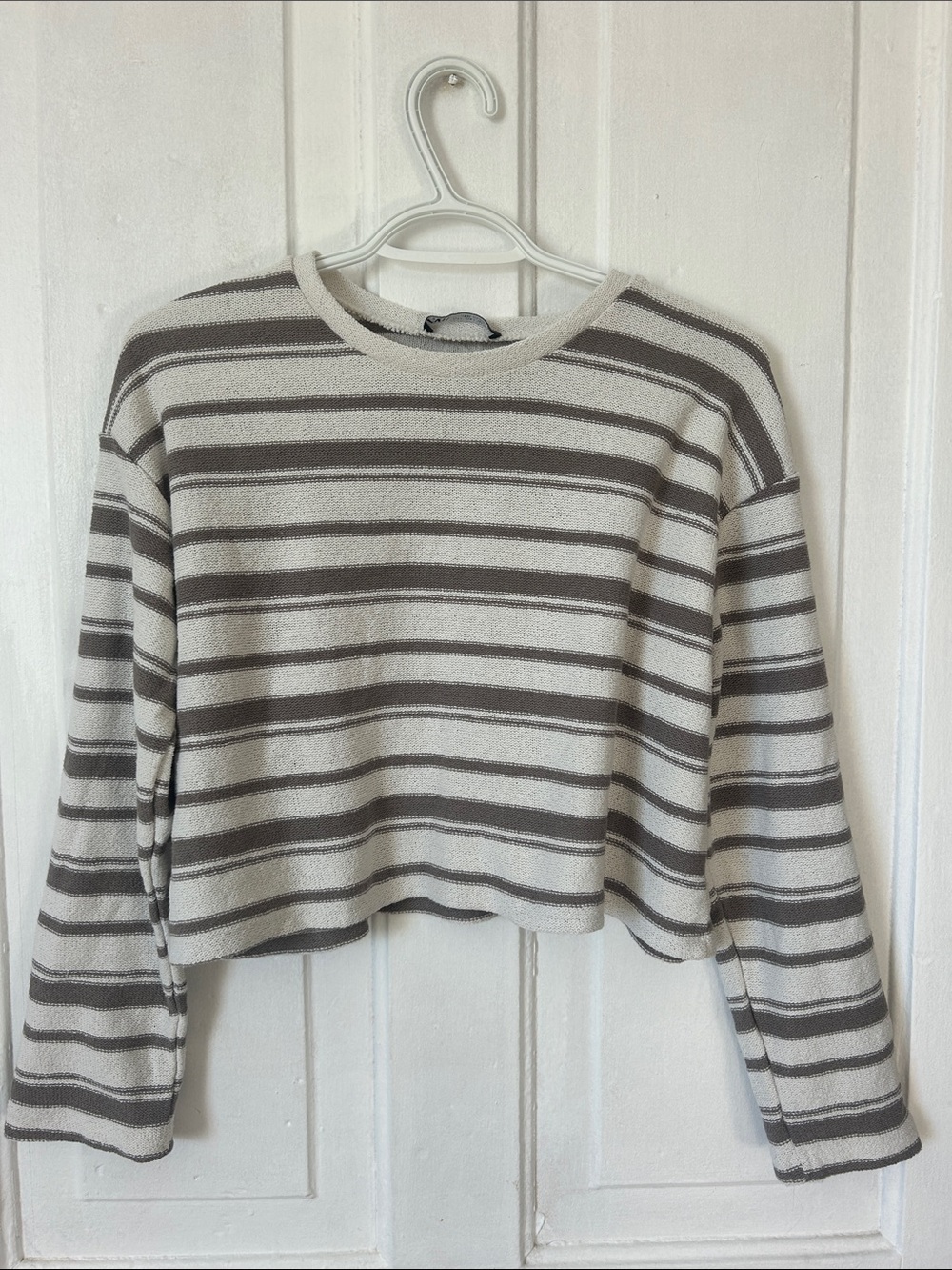 Zara Cream and Brown Striped Cropped Long Sleeve